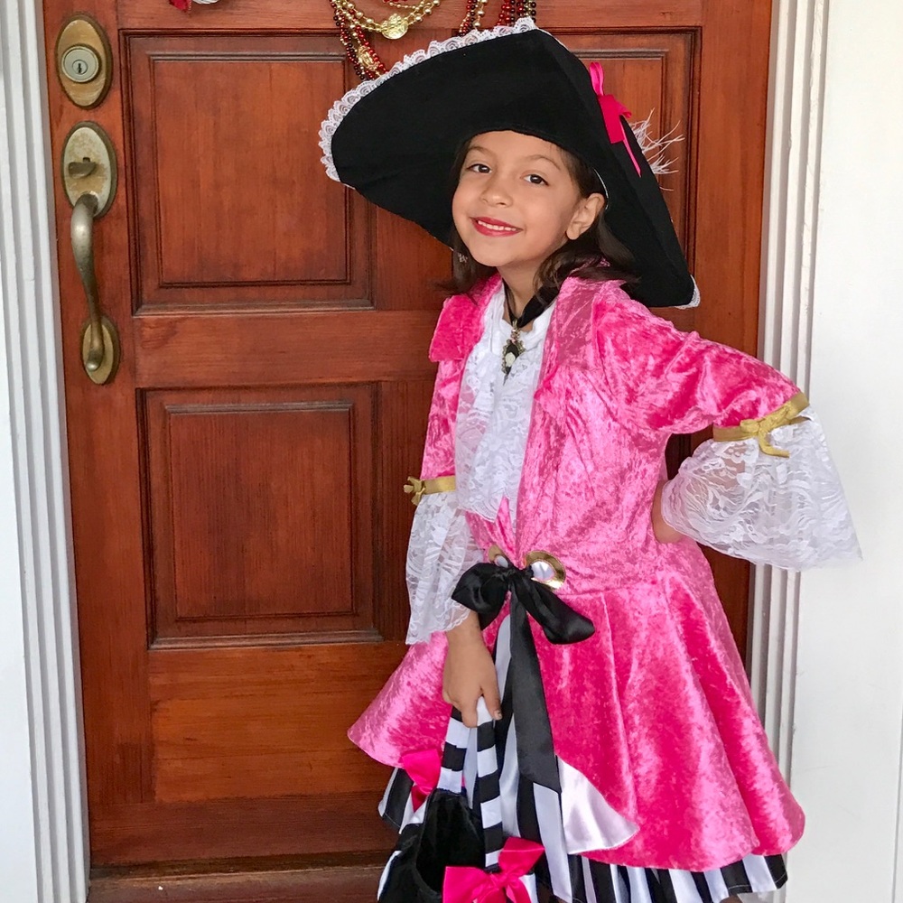 Fun girls play costumes- Used